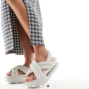 Nike Air Max - Isla Sandals